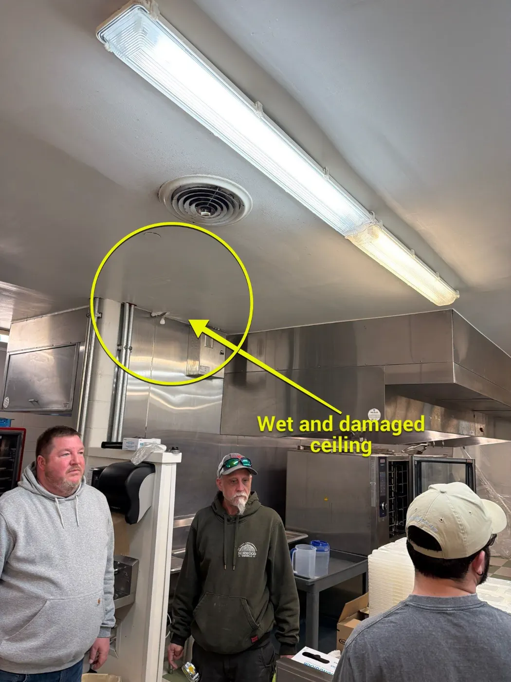Commercial water mitigation in Sycamore Springs, Indiana
